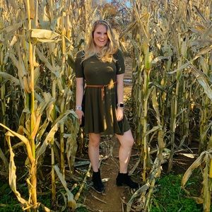 Meet your Posher, Camille